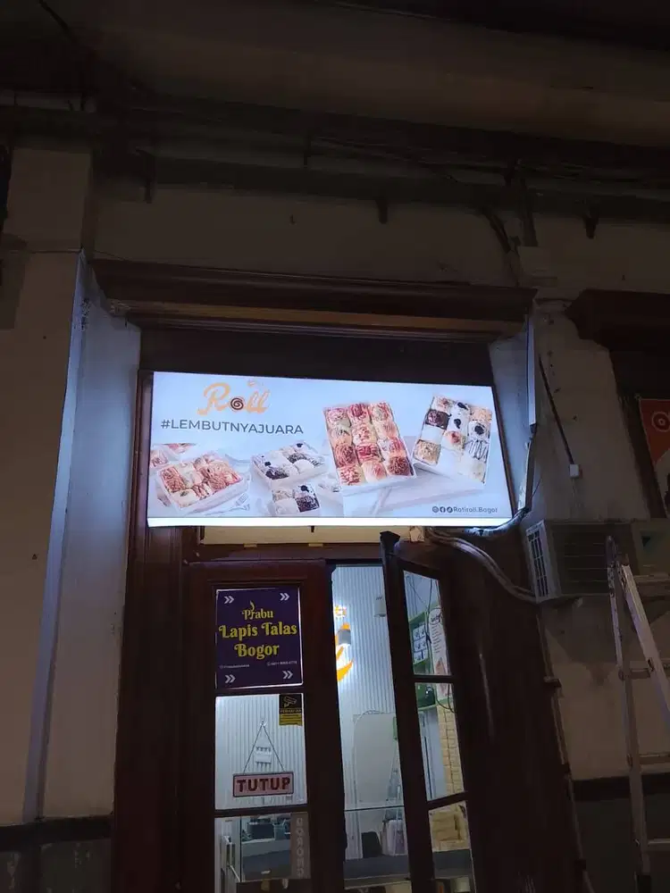 NEON BOX, NEON FLEX, PAPAN REKLAME, DISPLAY AKRILIK, BILLBOARD