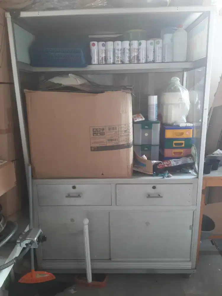 Di Jual Etalase/Gerobak Bagus Murah