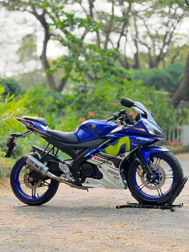 YAMAHA R15 V2 2016 BIRU KM 1K PAJAK PANJANG MULUS SIAP PAKAI