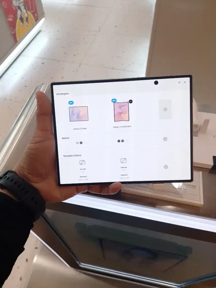 Samsung Z Fold 8 wide