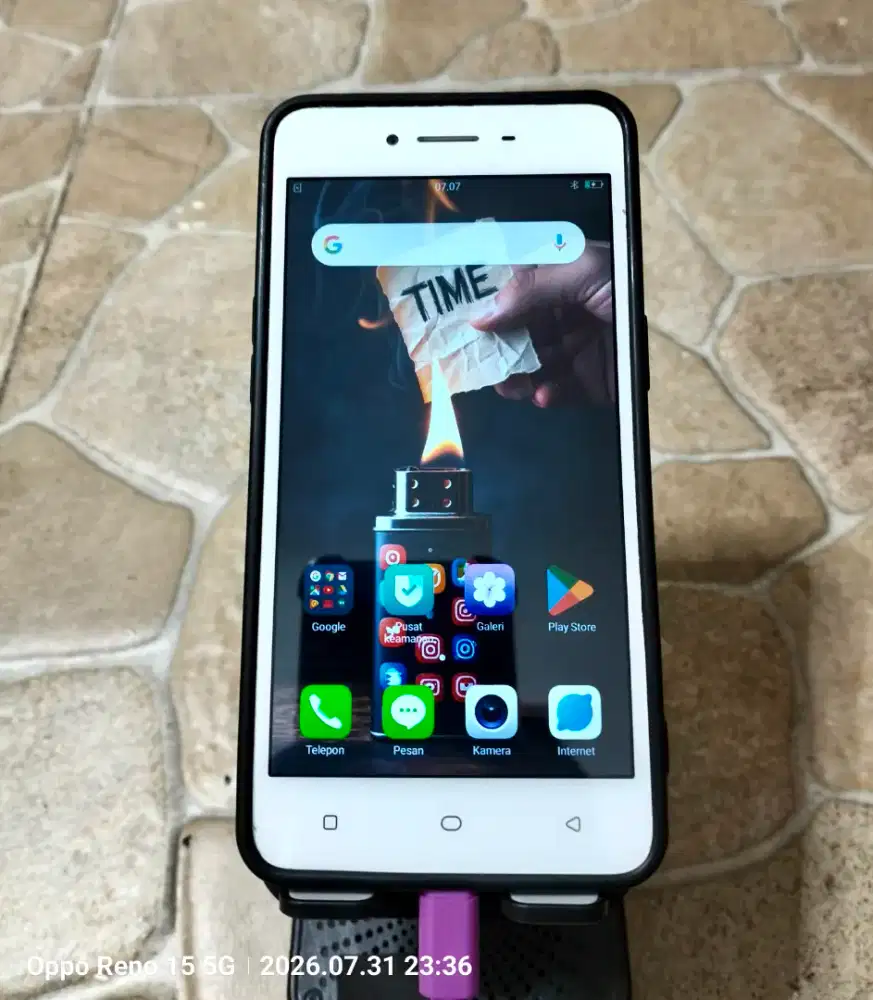 Oppo A37F ( 2/16GB ) 4G , RP 350.000 NETT