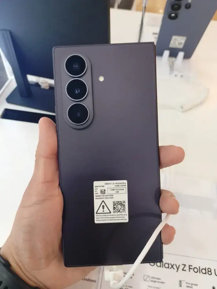Samsung z fold 8 ultra