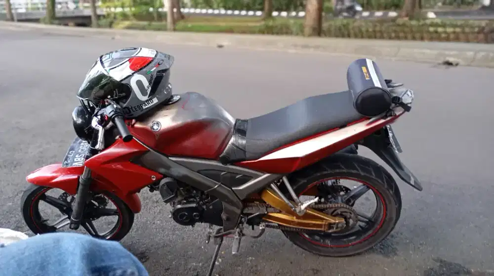 Dijual cepat motor Yamaha Vixion