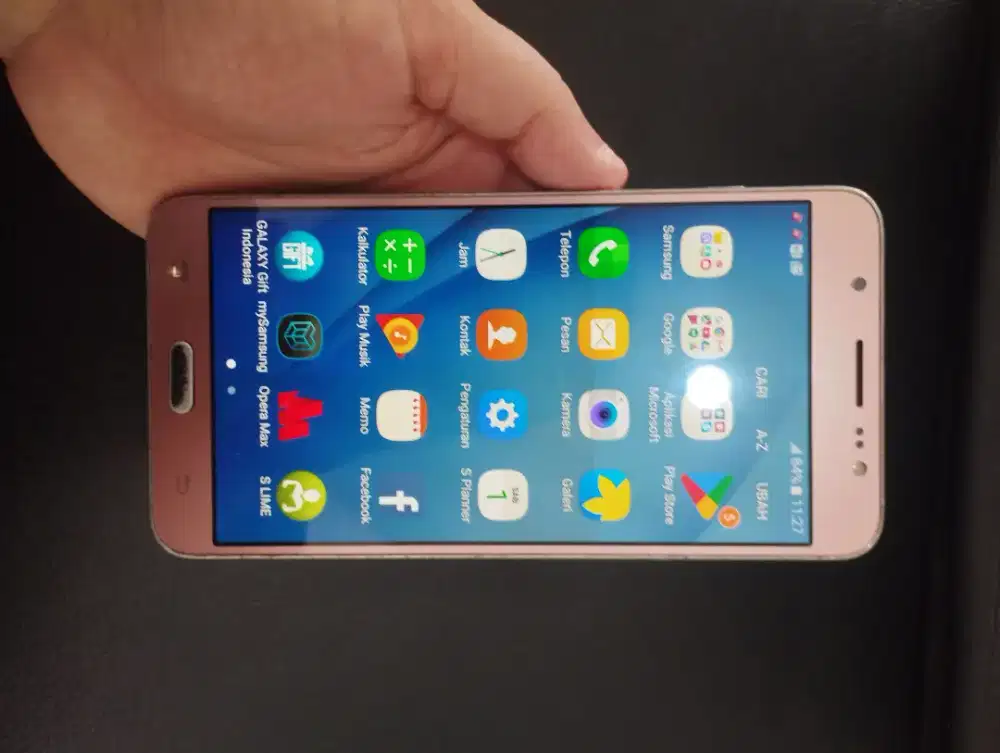 J76-4G.Ram 2/16GB.Dualsim.Ori.GOLDEN PONSEL