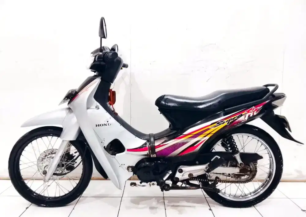 Honda Supra Fit 2004