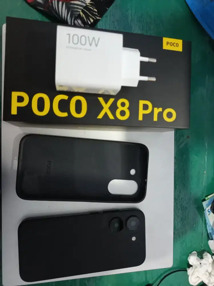 poco x8 pro 12/512 hitam