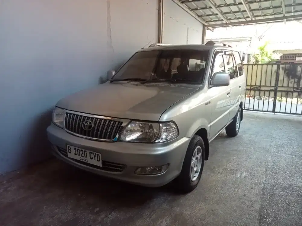 Toyota Kijang Kapsul SSX Th 2004