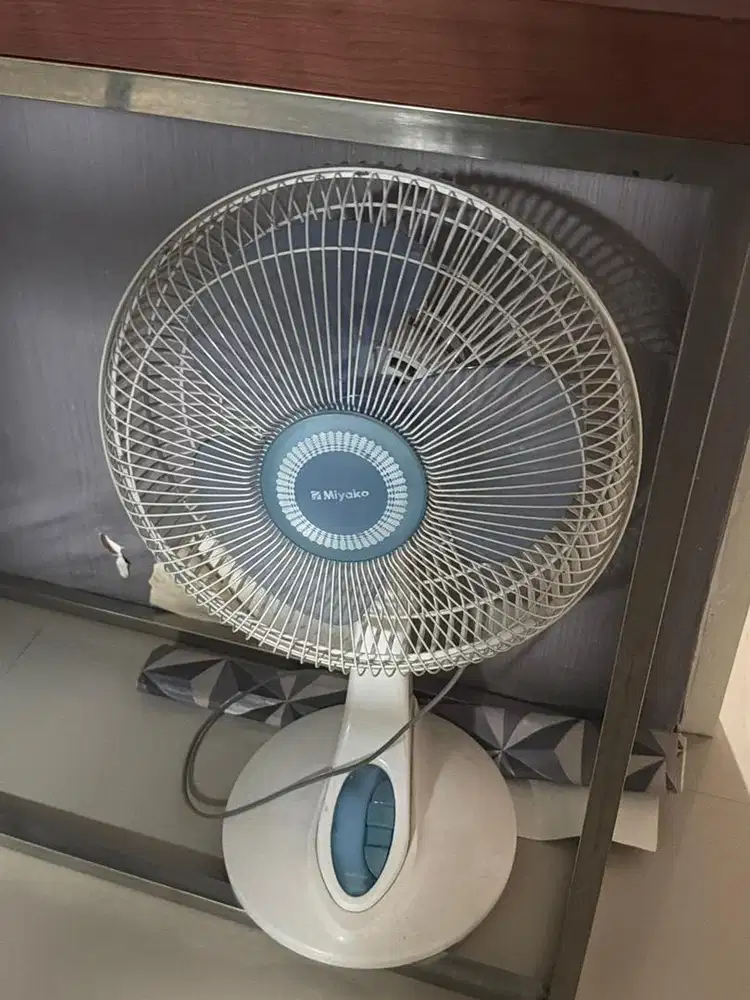 Kipas miyako bekas