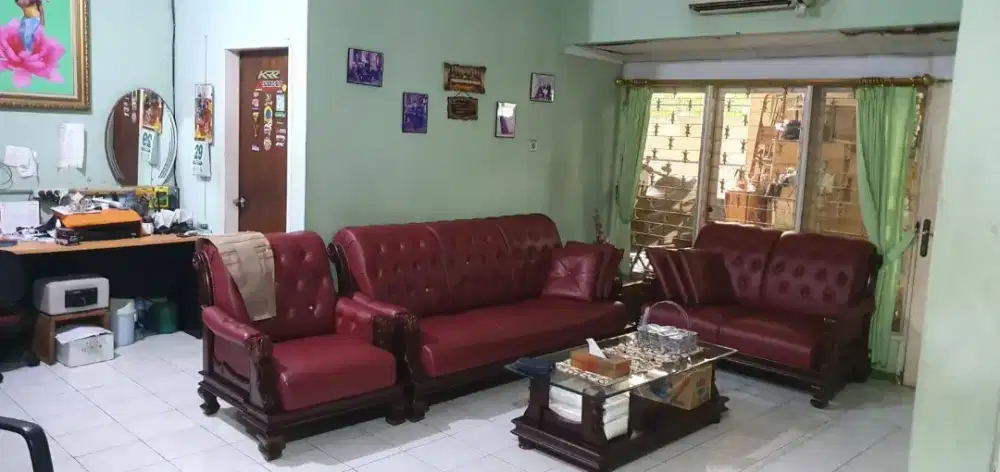 Dijual sofa berikut meja