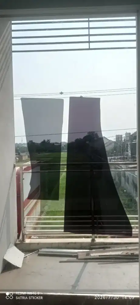 Sedia Kaca film berbagai pilihan unt kebutuhan rumah & kantor