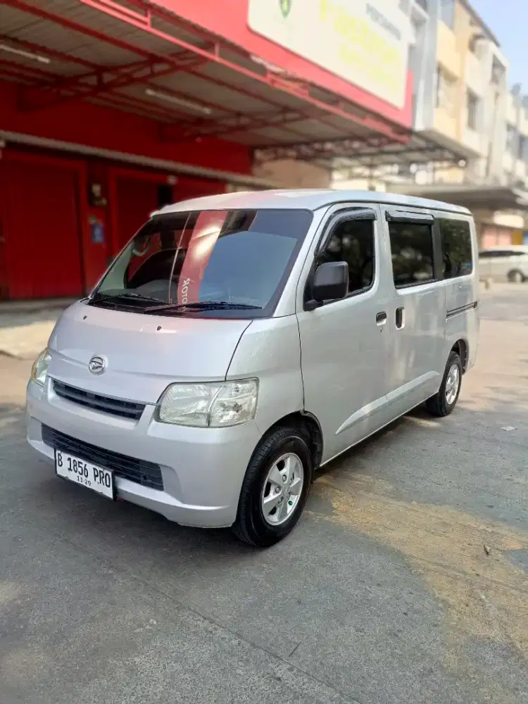 Ready 3 unit Gran max MB 2014  mint condition