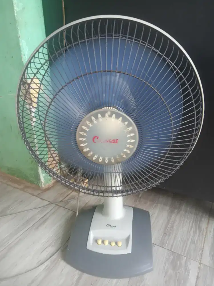 Kipas duduk 12 inch cosmos normal kenceng cakep