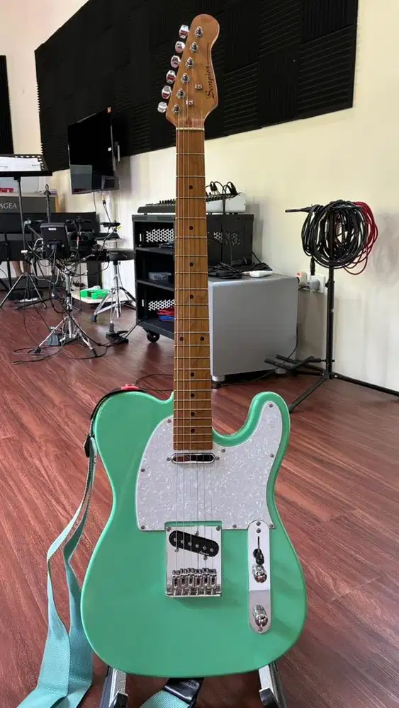 Gitar Elektrik Scorpion ST130