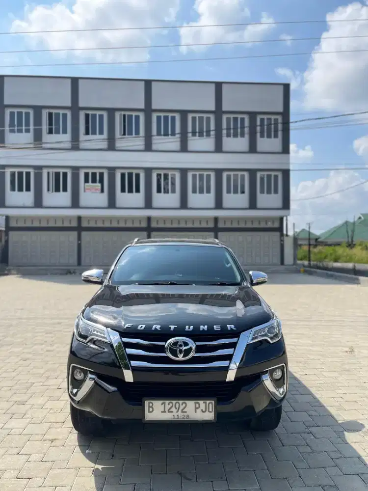 Fortuner G 2.4 AT MATIC SOLAR