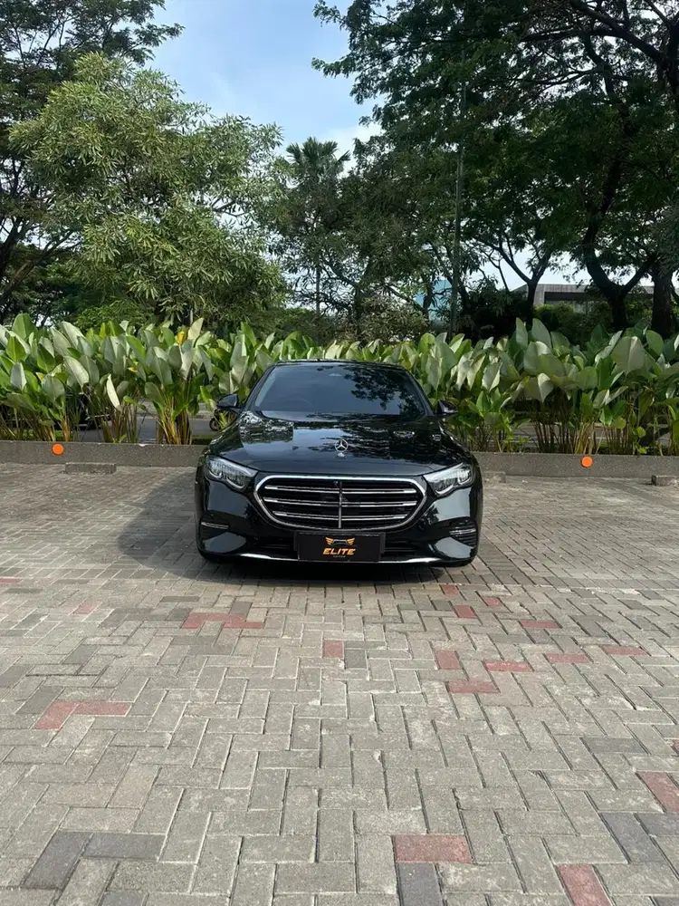 Mercedes Benz E200 Exclusive Line W214  Bergaransi