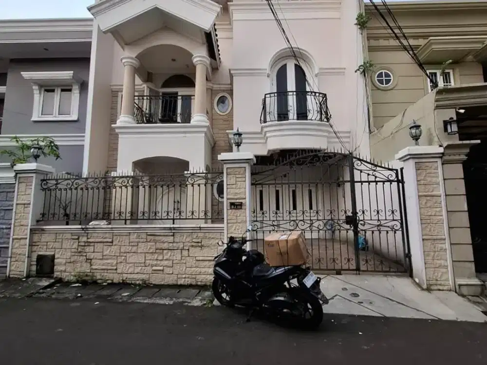 DIJUAL Rumah JAKARTA TIMUR