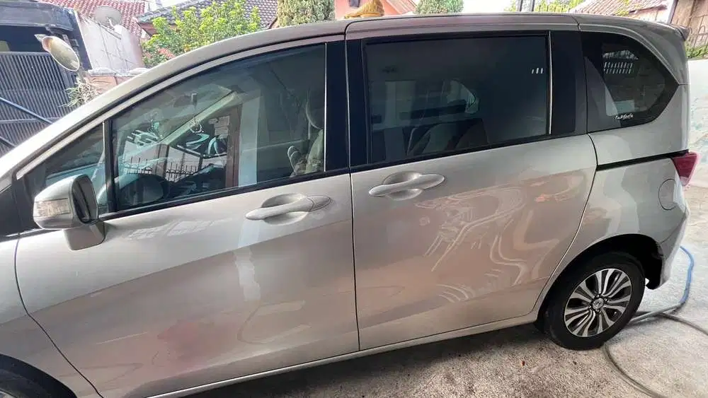 Honda Freed 2012 Bensin