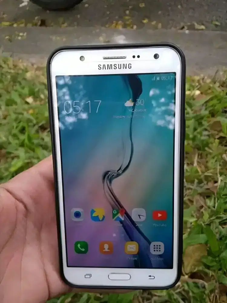 Samsung galaxy j7