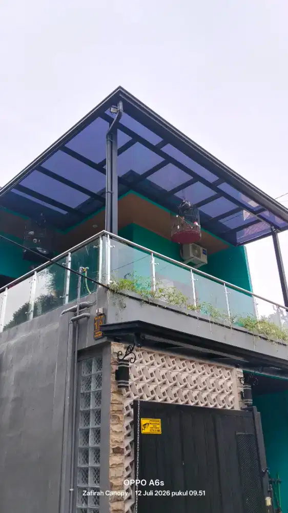 Canopy atap kaca Riben