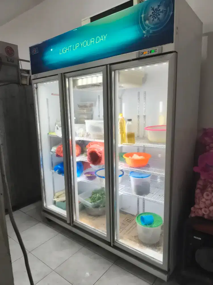 Showcase GEA Chiller 3pintu