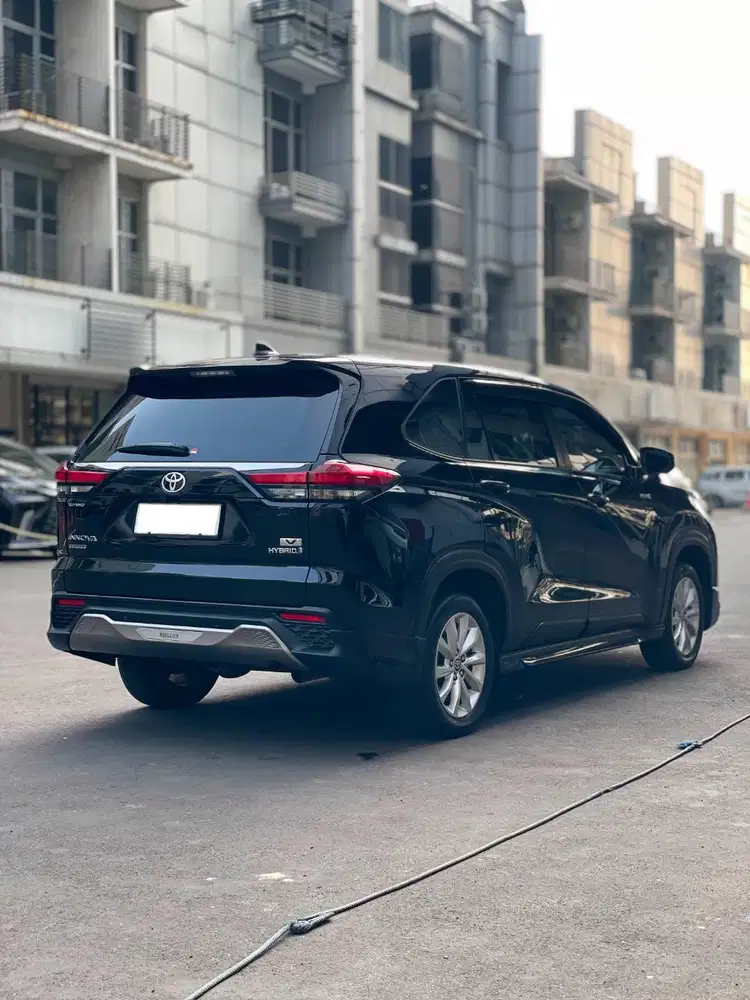 Toyota Innova ZENIX V Hibrid MODELISTA Original Bukan Robahan NIK 2023