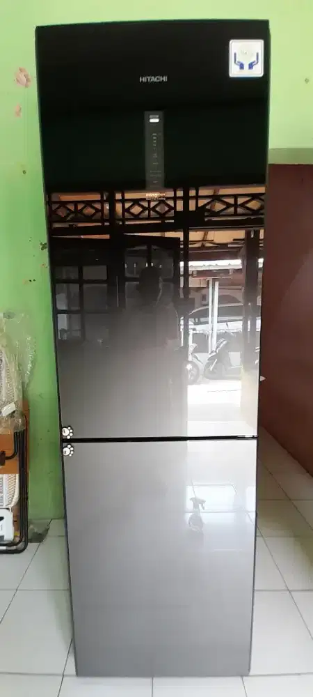 KULKAS 2 PINTU HITACHI INVERTER