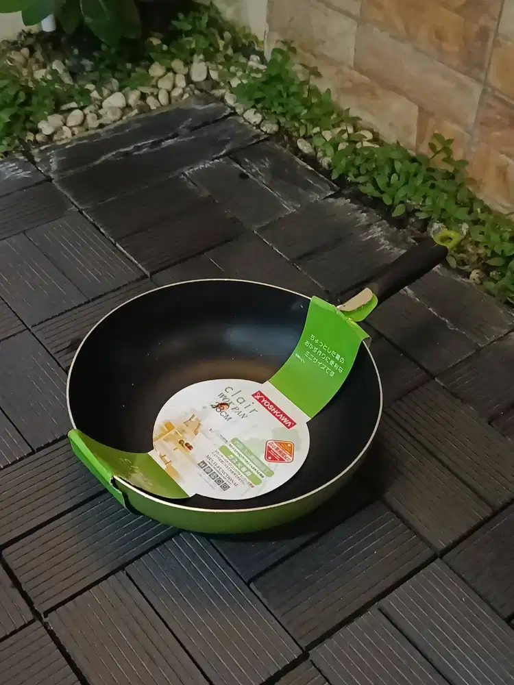 Wok pan yoshikawa ukuran 28cm wajan teflon like new tdk pernah pakai