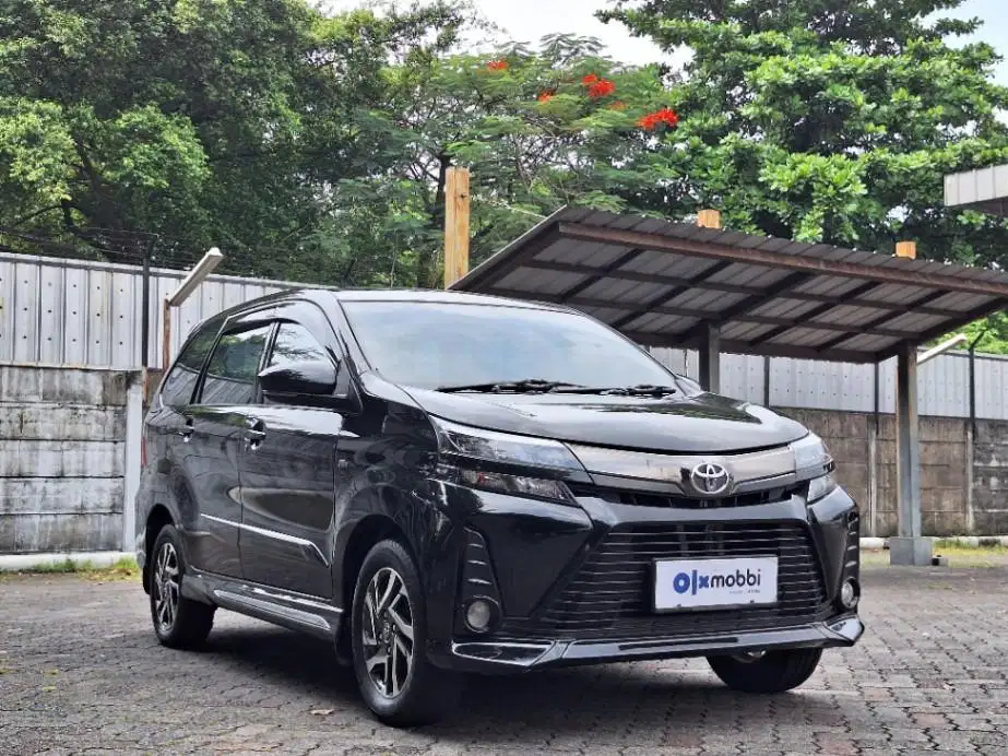 KM LOW PAJAK HIDUP TOYOTA AVANZA 1.5 VELOZ BENSIN-AT