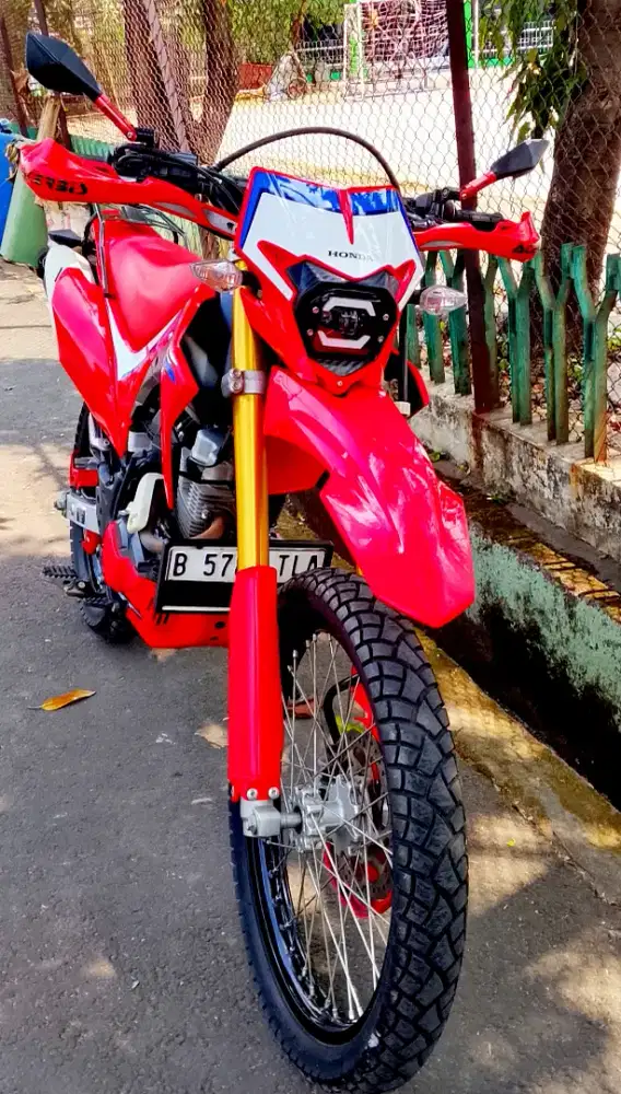 Honda CRF 150 extreme red 2022