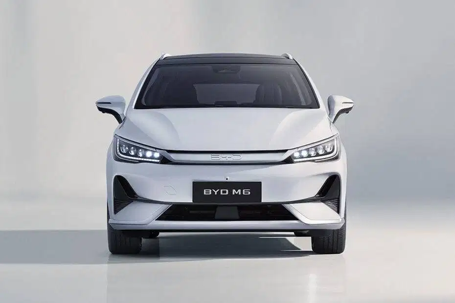 Mobil baru BYD M6 Superior Captain EV