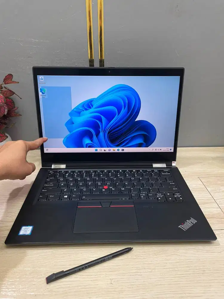 Laptop Lenovo Thinkpad YOGA X390 Core i7-8665U RAM 16GB N-ETM