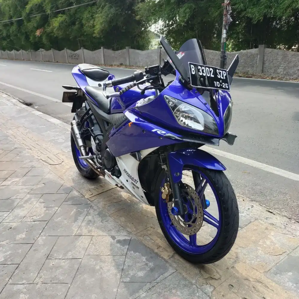 Yamaha R15 V2 2016 Lengkap Bagus