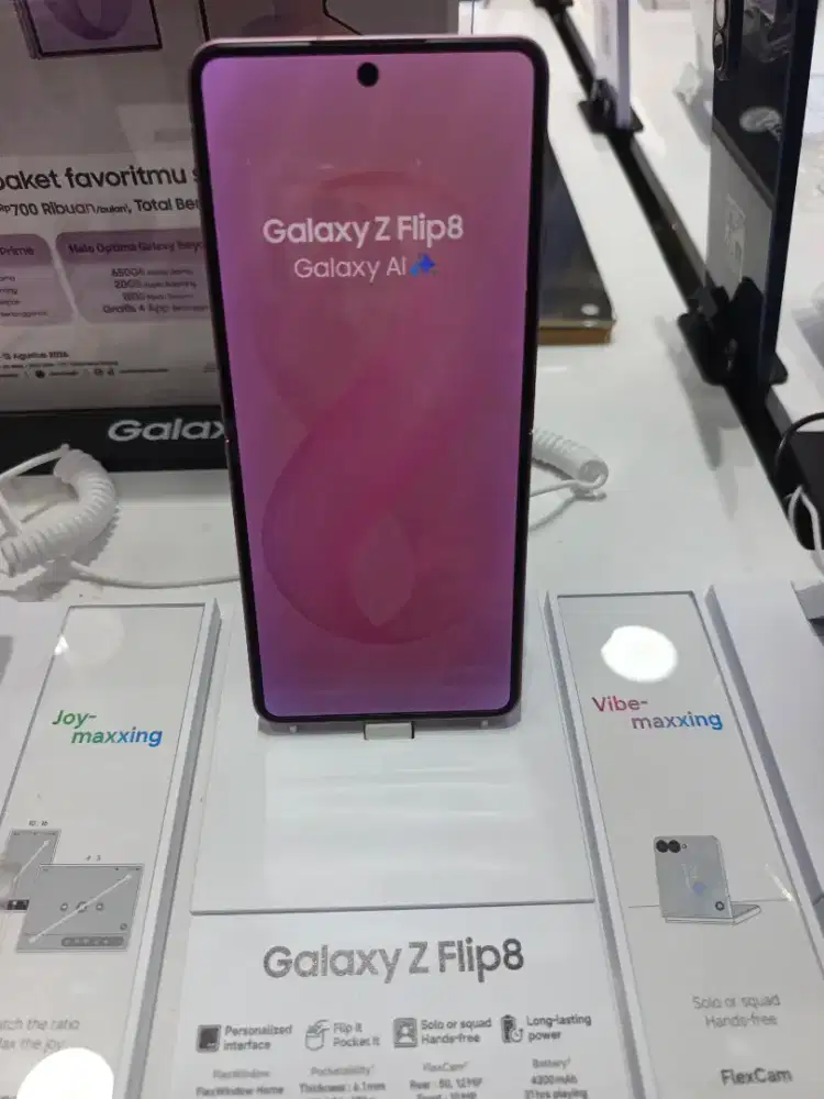Pre Order Samsung Galaxy Z Flip 8