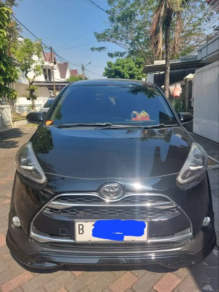 TOYOTA SIENTA Q 2017 - Nyaman, Irit dan Siap Pakai