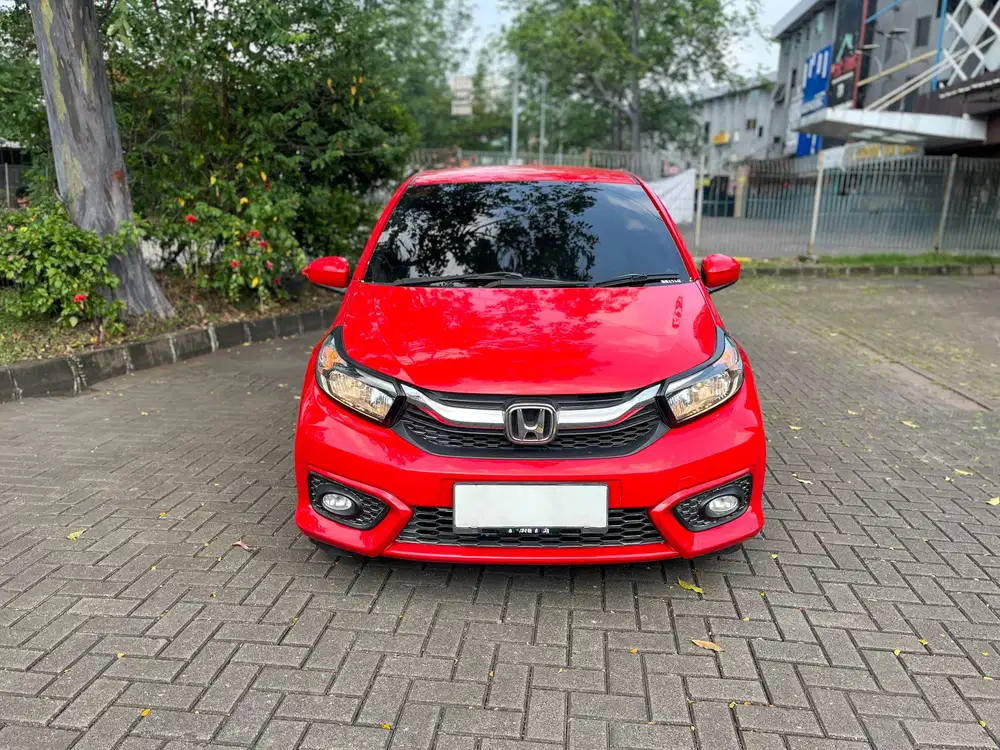 [Low KM] HONDA Brio Satya E CVT 2020 Merah