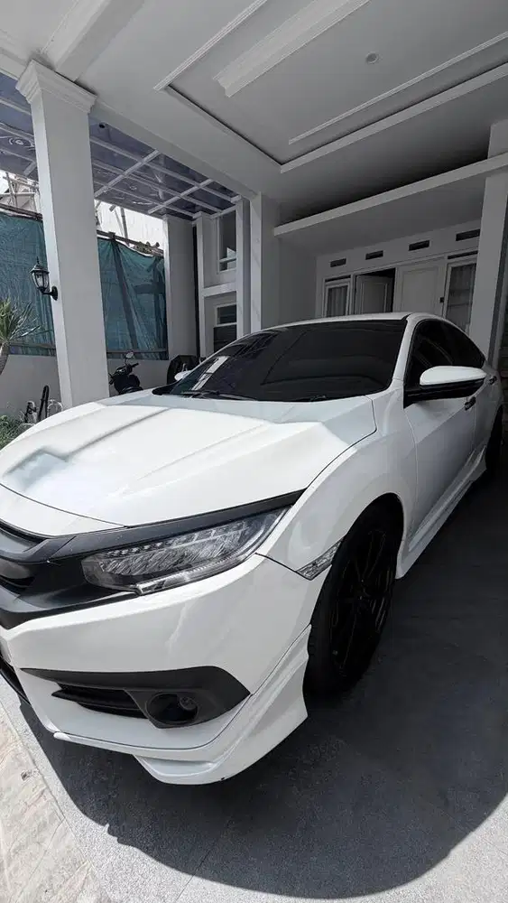 Di jual Civic 2016