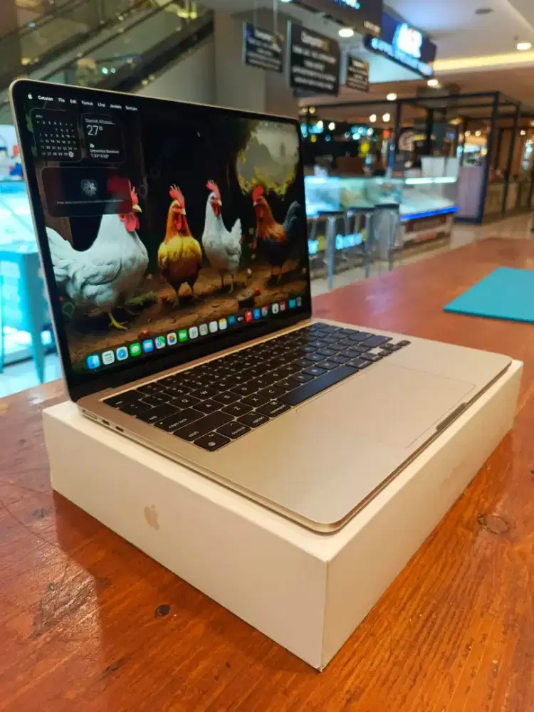 Macbook Air M2 13 inch 2022