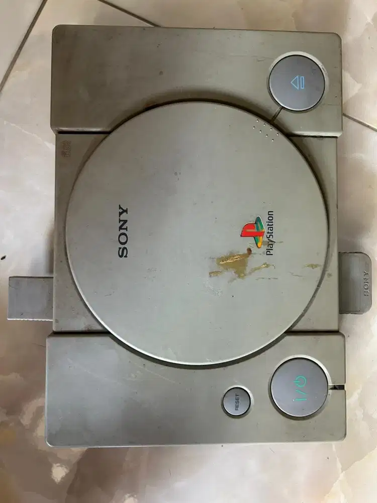 Playstation 1 bekas