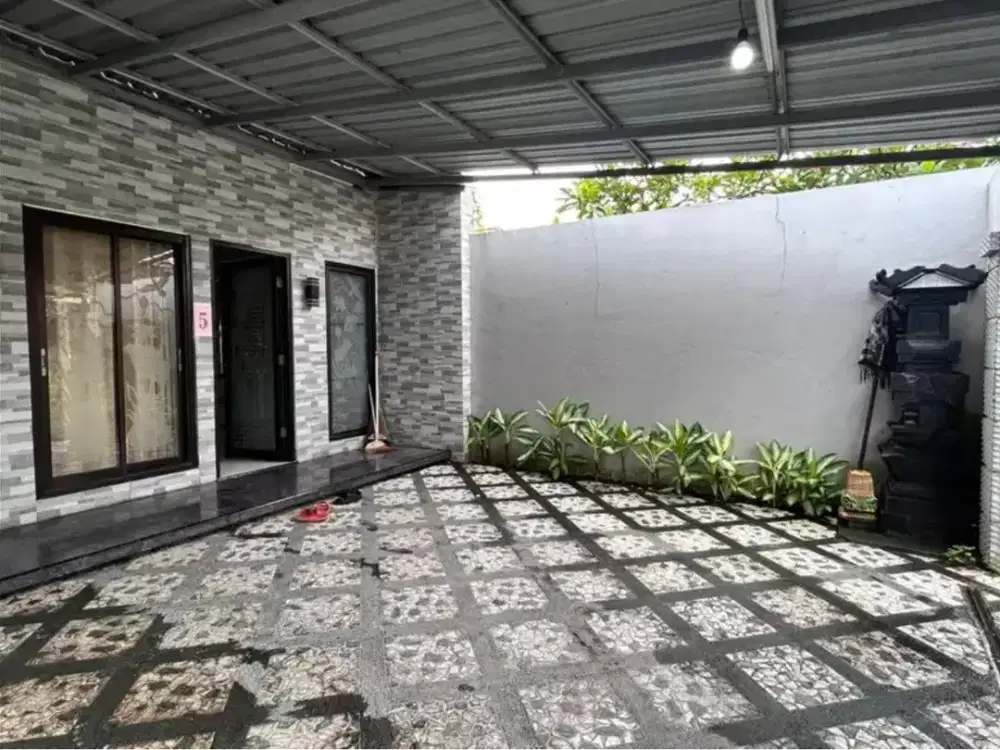 DISEWAKAN RUMAH MURAH FULLY FURNISHED SIAP HUNI AREA PREMIUM RENON