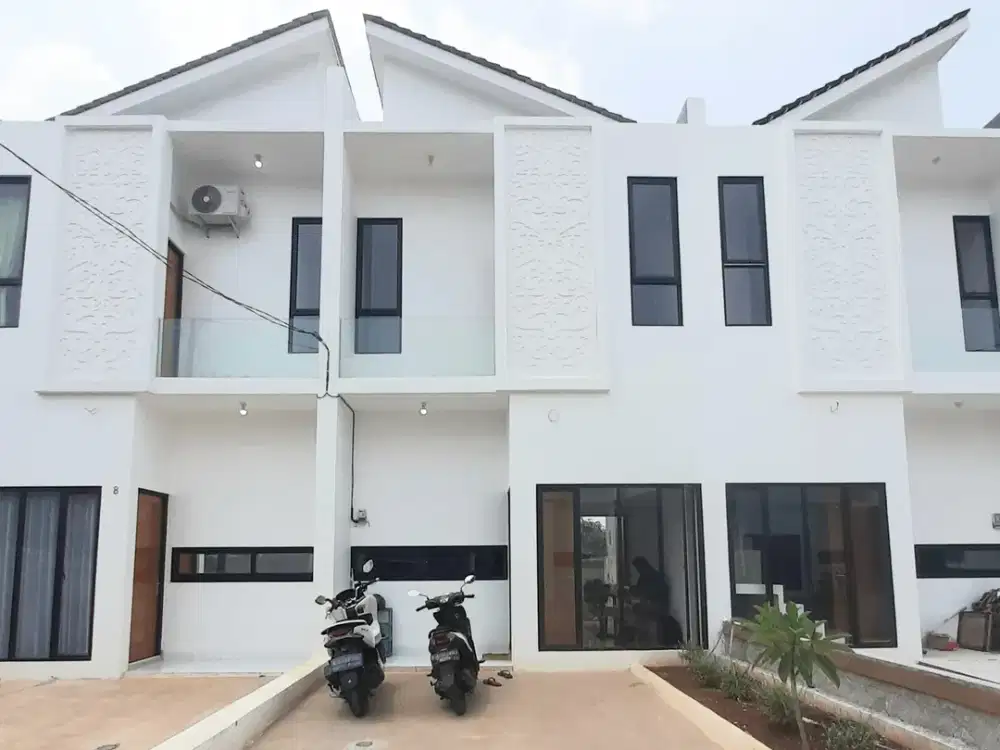 Promo Gebyar kemerdeaan  rumah 2 lantai harga murah