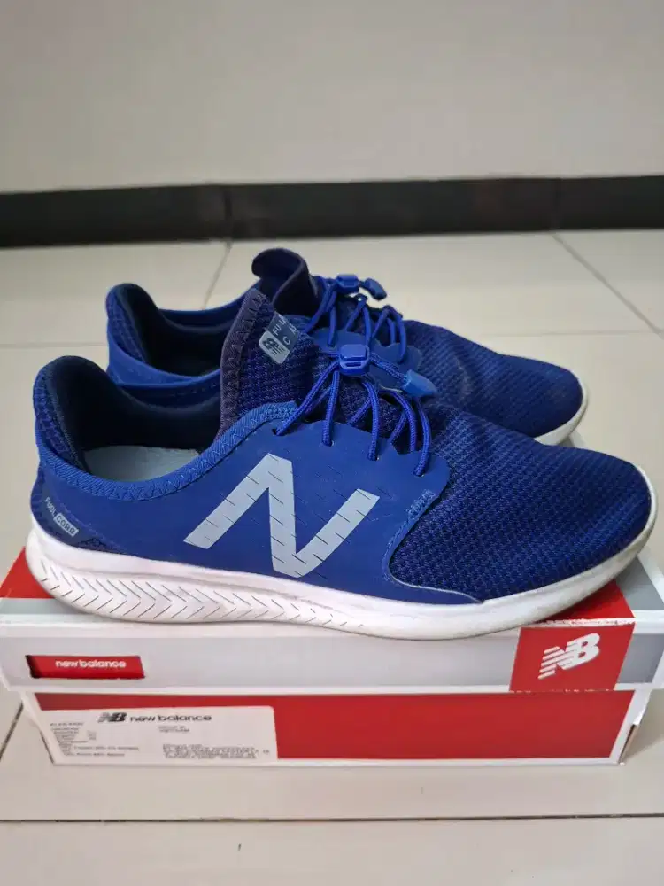 Sepatu New Balance Ukuran 43