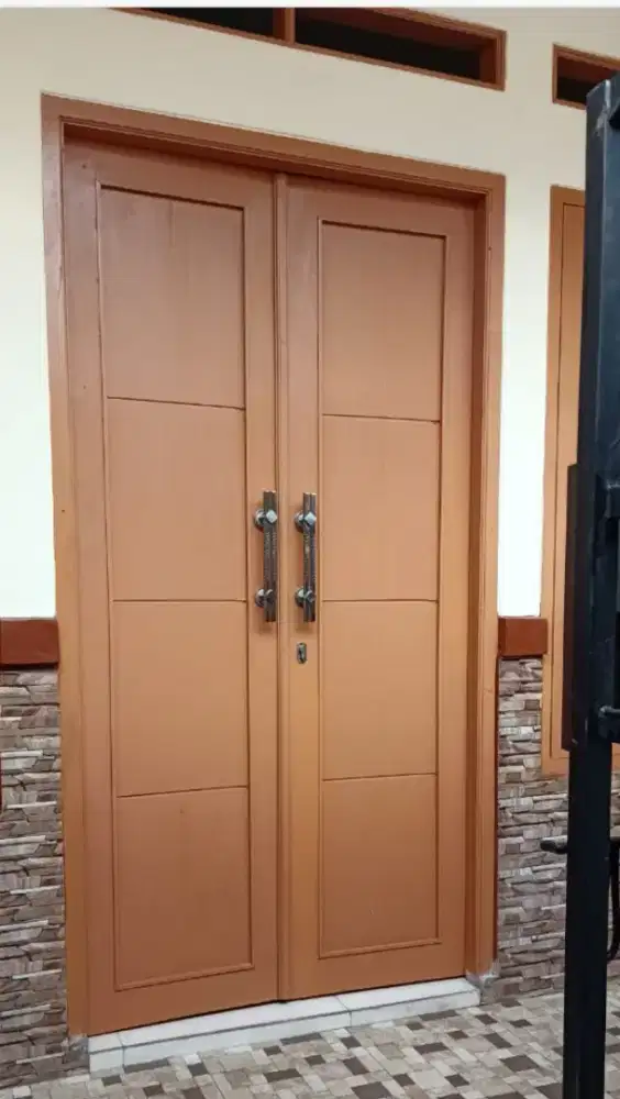 Dikontrakkan Rumah 2 Lantai, Deket pasar kembang rawa belong,