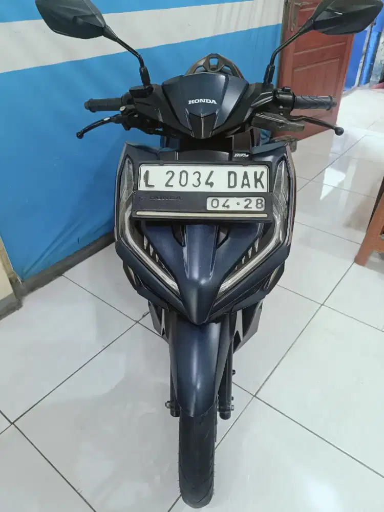 DEEBAK HONDA VARIO ESP CBS ISS EXCLSV FI ECO 125 2023 BISA KREDIT