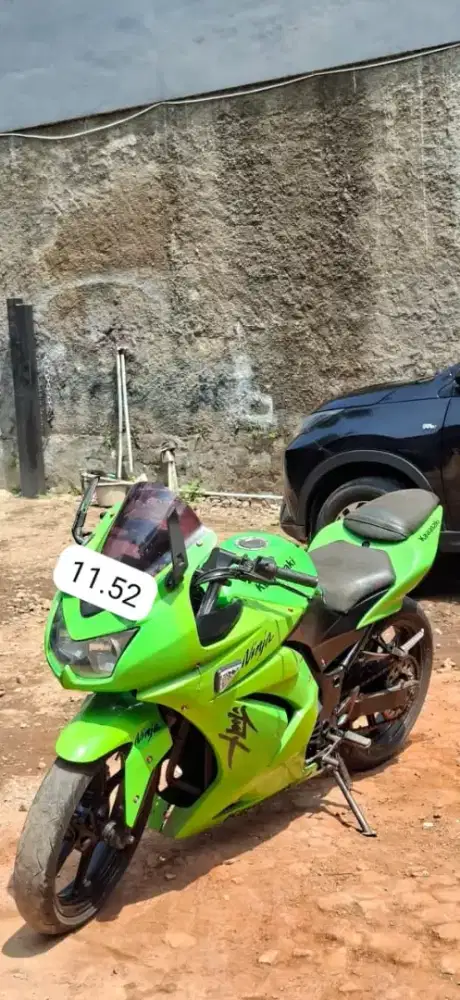 Kawasaki Ninja 250 thn 2009