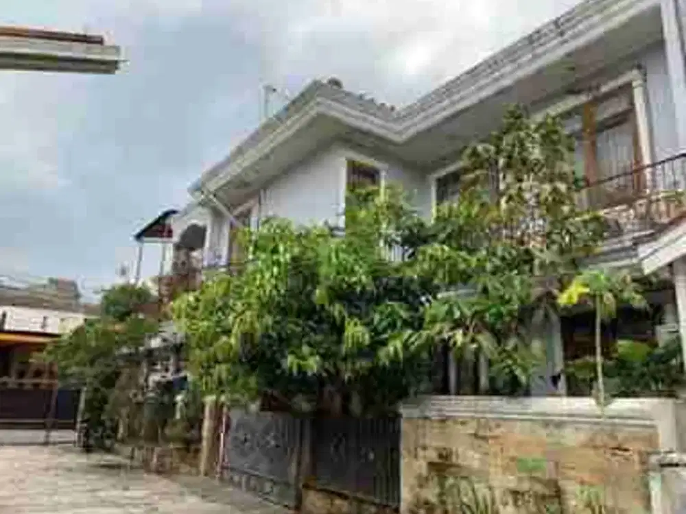 rumah megah 2 lantai Hoek
taman galaxy