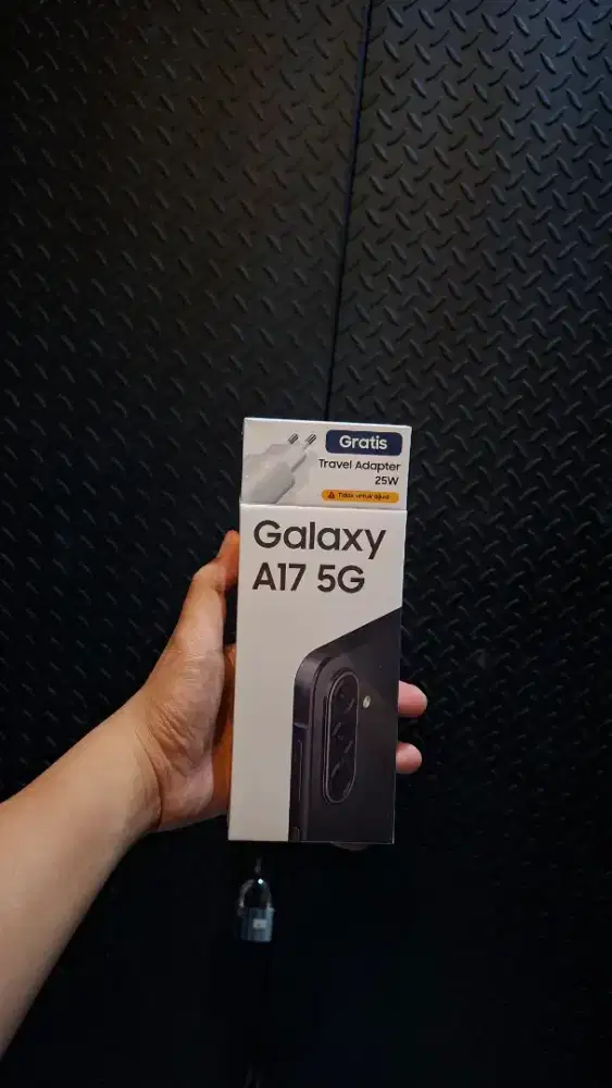 Samsung A17 5G 8/256 GB Rp 4.899.000 GRATIS ADAPTOR 25 WATT