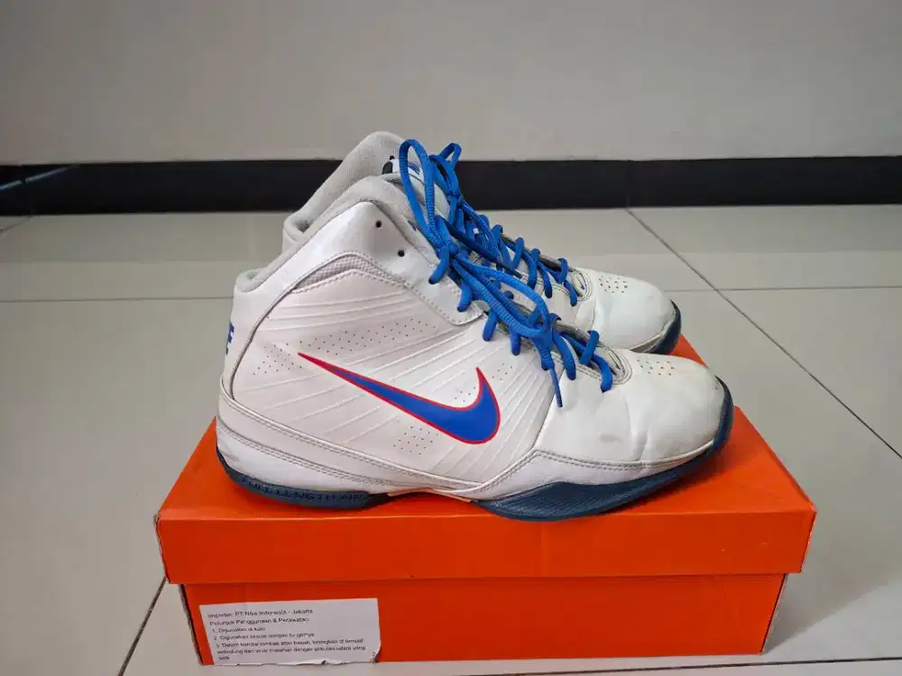 Sepatu Basket Nike Ukuran 43