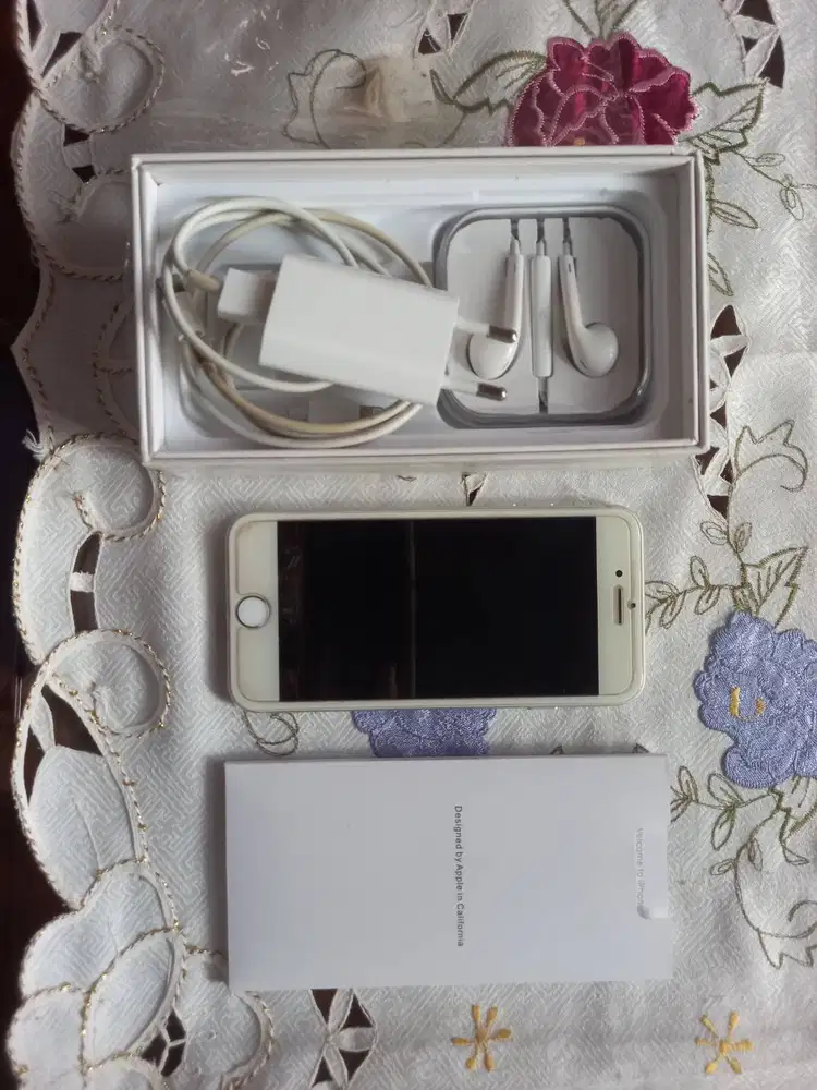 DIJUAL IPHONE 7 SILVER