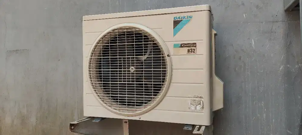 Ac Split Daikin Inverter 0,5pk berikut pasang garansi