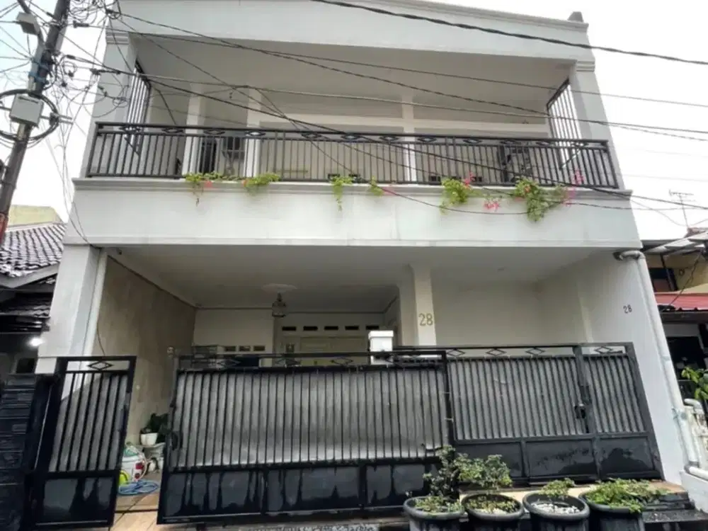 Jual Rumah Siap Huni — Pondok Bambu Permai, Jakarta Timur